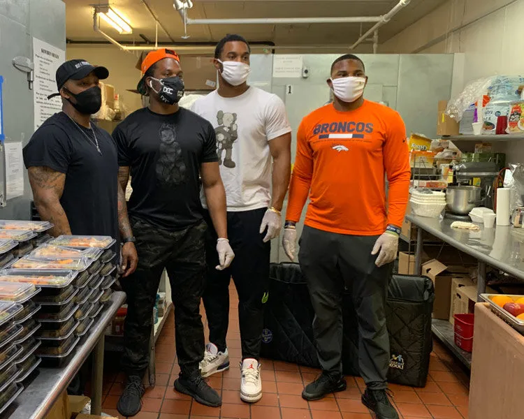 Denver Broncos Players Provide Meals During COVID-19