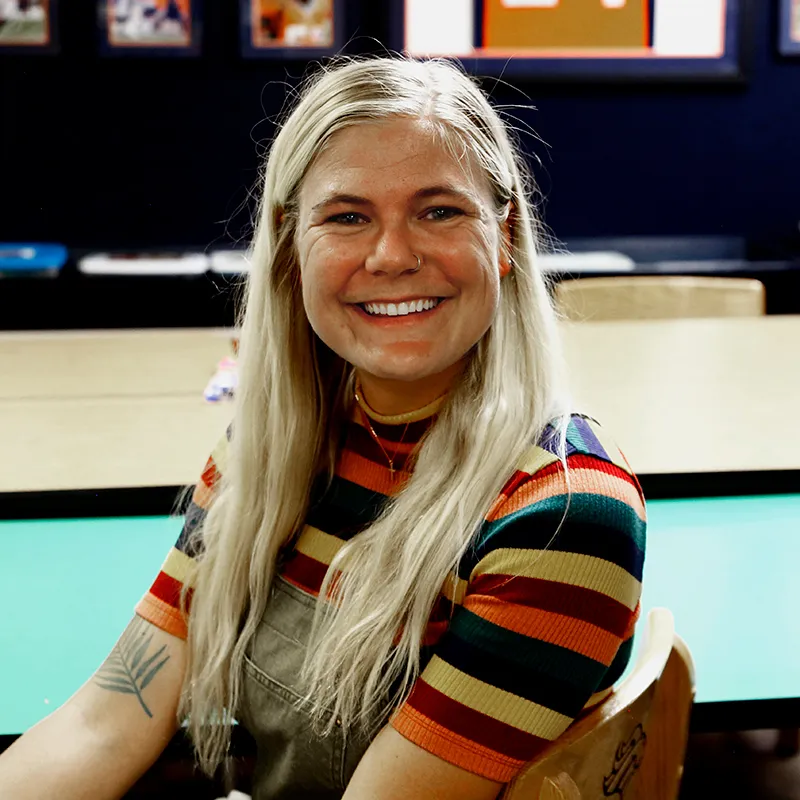 Hannah, Bronco's Room