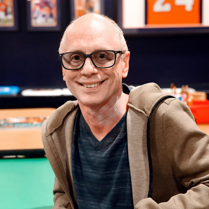 Joe, Bronco's Room