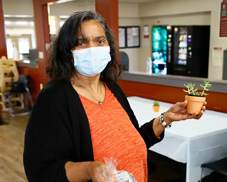 A Pillar of Strength: Moms at The Crossing are Celebrated for Mother’s Day