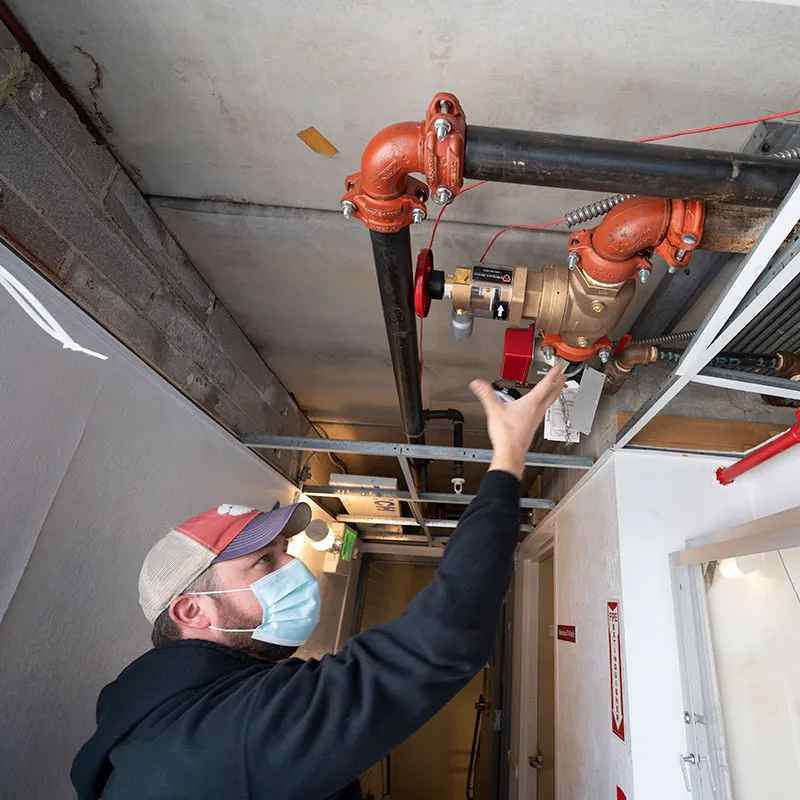 Checking pipes