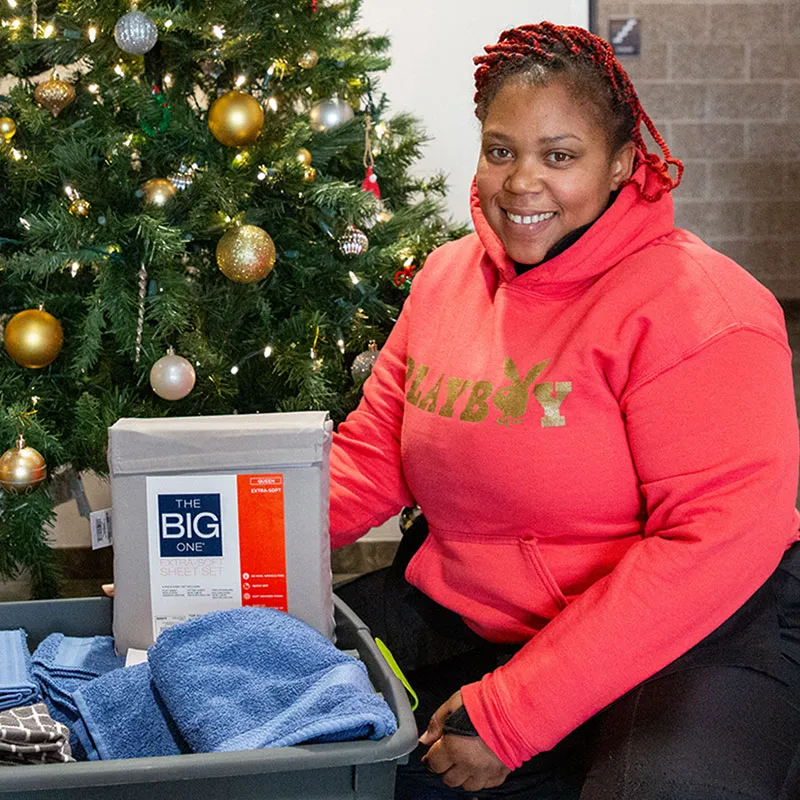 Participant with housewarming box